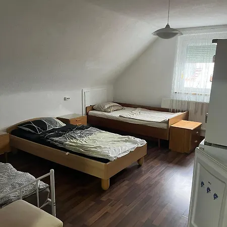 Viva Essingen Vandrerhjem Essingen (Baden-Wurttemberg)